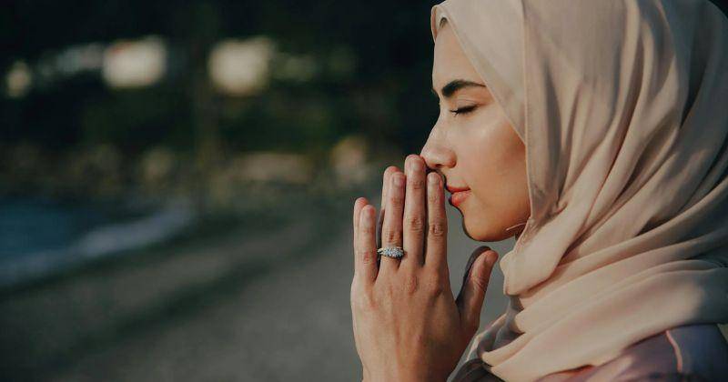 Bagaimana Menjawab Pertanyaan Anak Tentang Mengapa Tak Semua Berhijab?
